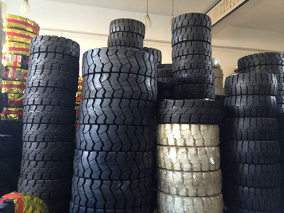 沈陽實心輪胎專賣-沈陽眾慧成機械設備銷售提供沈陽實心輪胎專賣的相關介紹、產品、服務、圖片、價格沈陽叉車充氣輪胎價格