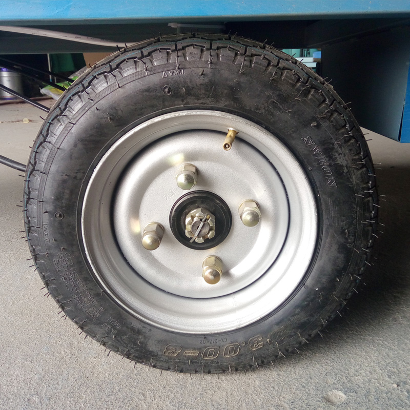 定制正新朝陽前進(jìn)叉車實心輪胎 適用于合力杭叉前28*9-15后650-10規(guī)格的專業(yè)解決方案